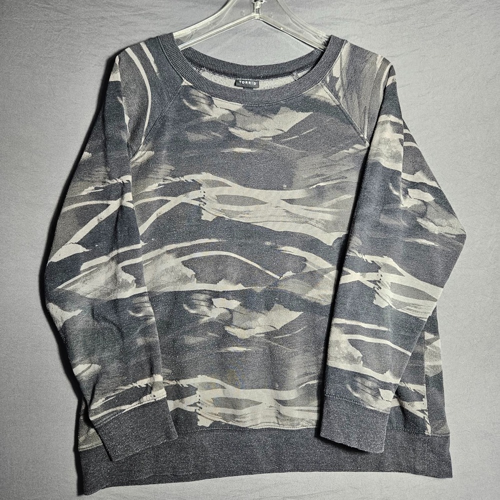Torrid Womens Camo Crewneck Sweatshirt Size 1 (1X) Grey Raglan Pullover
